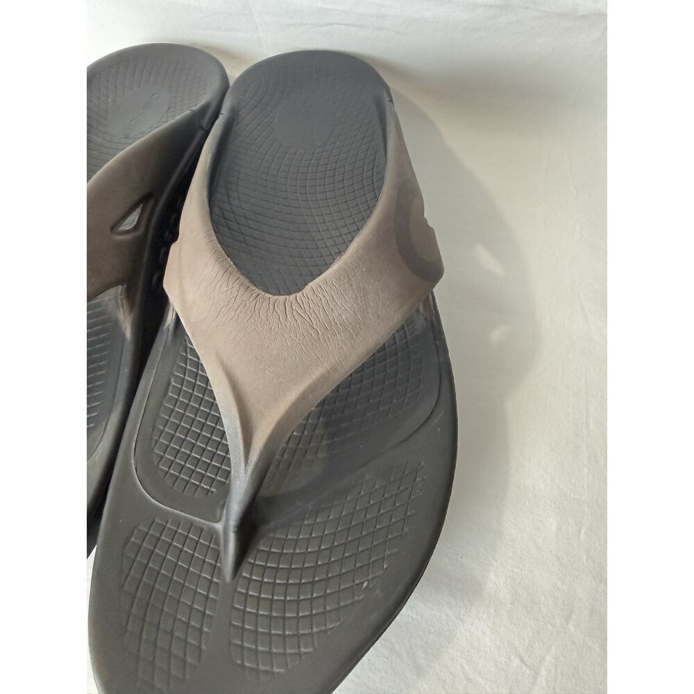 Oofos OOriginal Recovery Sandals Brown Thong Size Men 12 / Women 14 - Picture 6 of 11